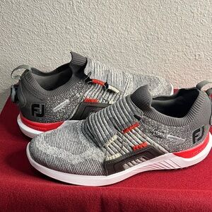 FootJoy Grey and Red HyperFlex Knit Golf Shoe Great Condition 9M